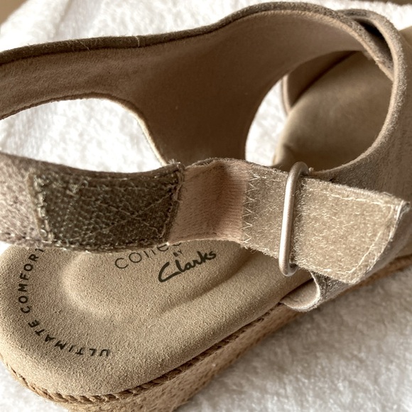 NWOB - Clark’s sling back wedge. Size 9. - Picture 13 of 14